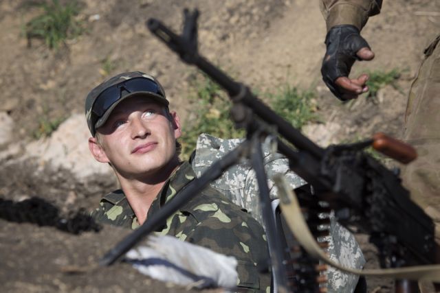 Επιβεβαιώνει το Κίεβο την απόσυρση των ρώσων από τα σύνορα